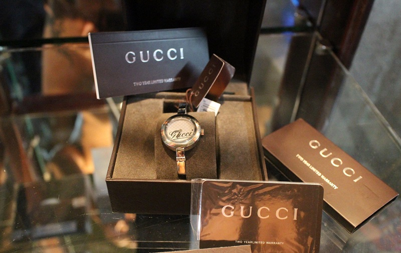 Một số lưu ý khi mua đồng hồ Gucci